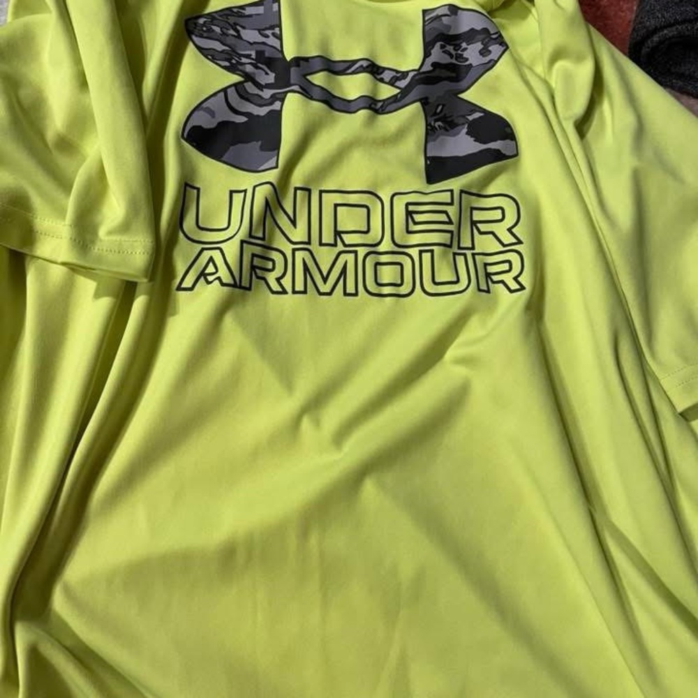 Under Armour Lime Green T-Shirt with Camo Logo